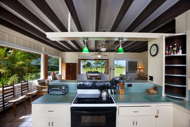 Julia Roberts eladó Hawaii házának konyhája