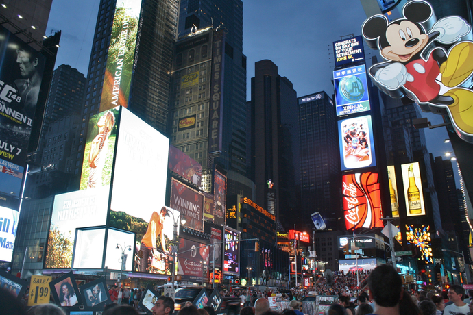Times Square-i nyűzsgés